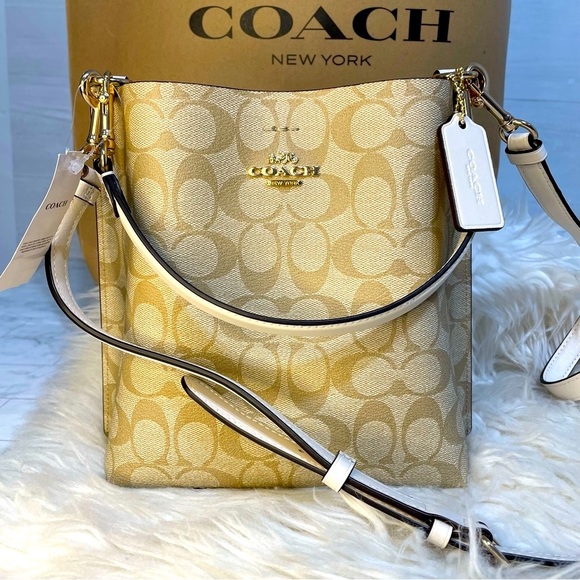 COACH Mollie Bucket Bag in Light Khaki/ Chalk​